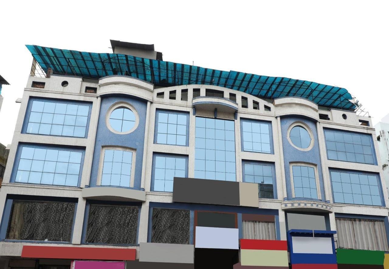 Capital O The City Park Near Nampally Railway Station Hyderabad Exterior photo